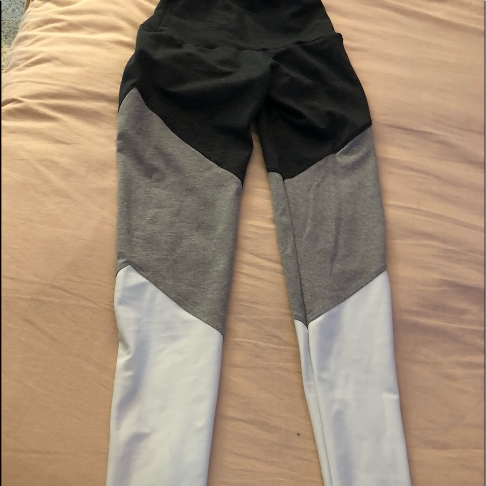 Onzie leggings